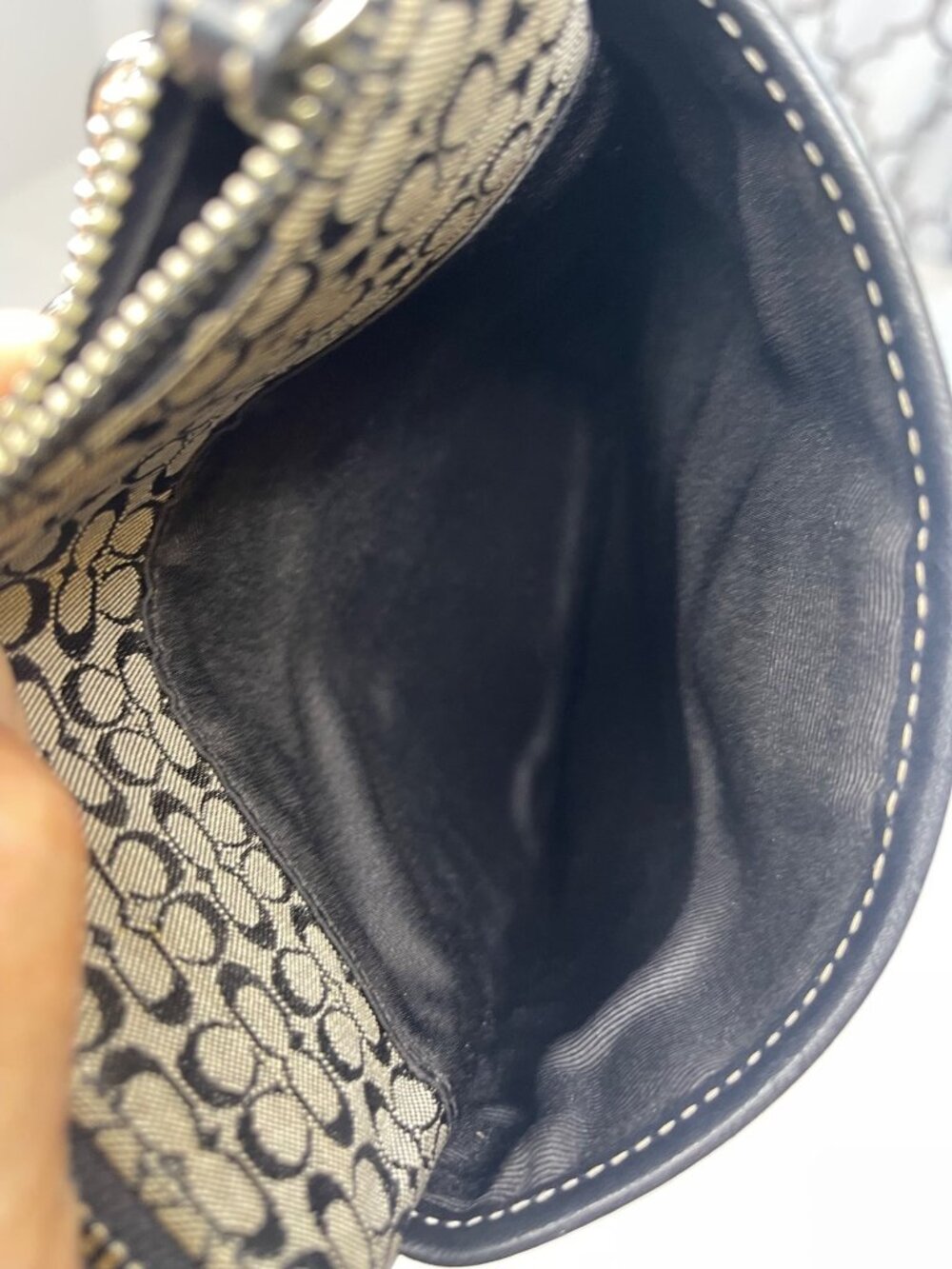 Coach Swingback Crossbody Bag Black Signature Print Leather Lightweight Travel - Picture 8 of 13